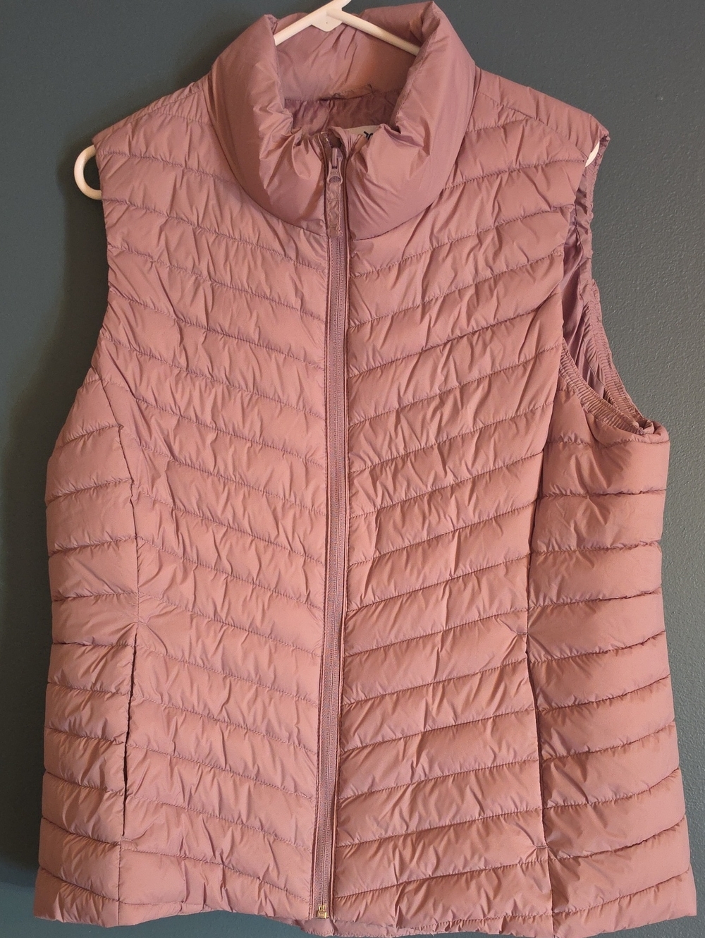 Women's Lightweight Quilted Vest -